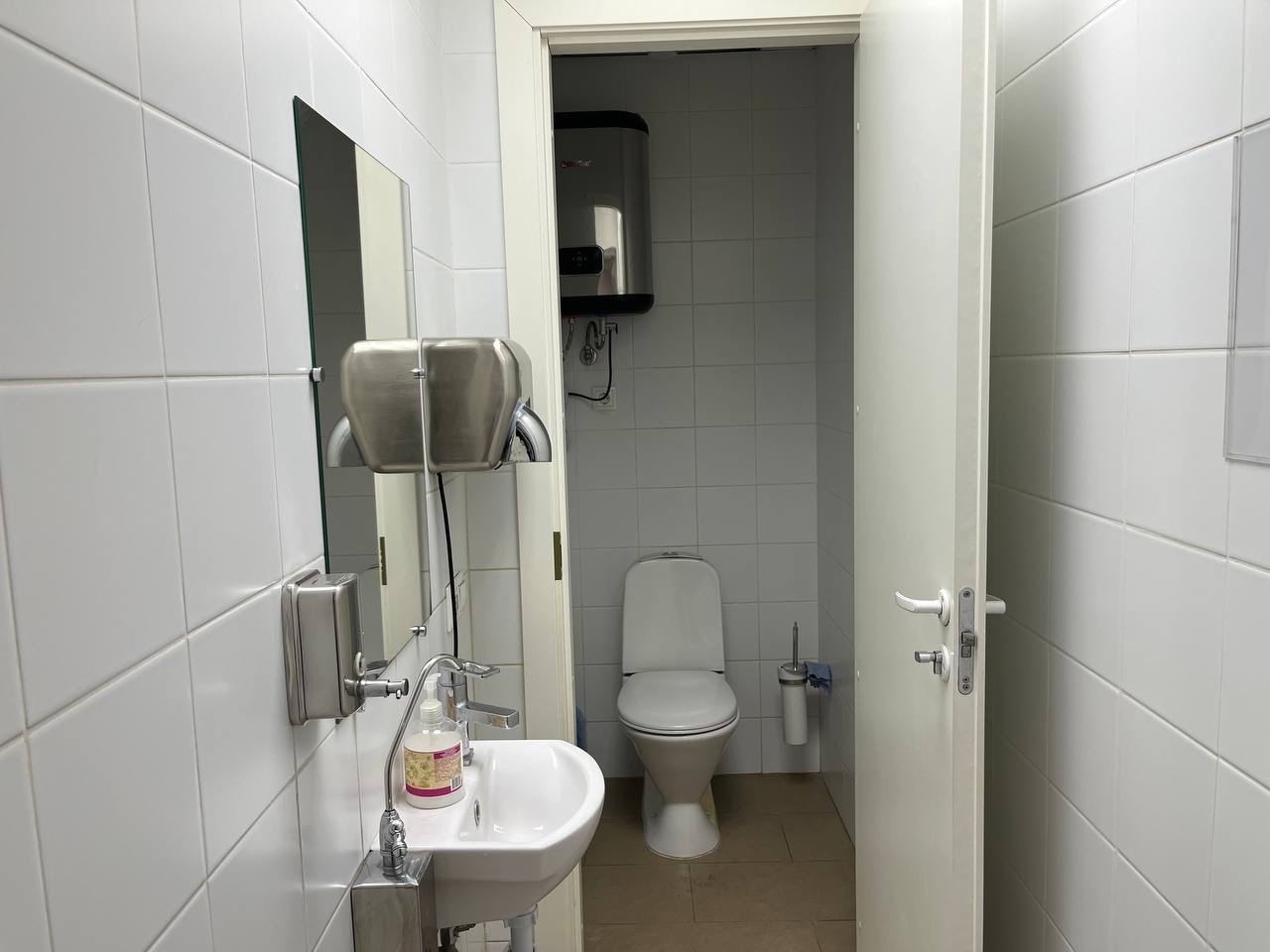 Сдам в аренду офис 134.3 м.кв.