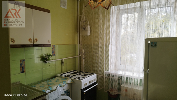 Продам квартиру в Орджоникидзе по адресу Нахимова ул, 7, площадь 406 квм Недвижимость Республика Крым (Россия) Квартира 2 ух комнатная , комнаты смежные , в одной из комнат есть кладовая , за счёт неё можно расширить комнату