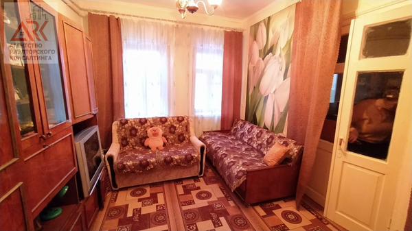 Продам квартиру в Феодосии по адресу Пименова ул, 14, площадь 807 квм Недвижимость Республика Крым (Россия) Продается просторная, тёплая  квартира, на земле