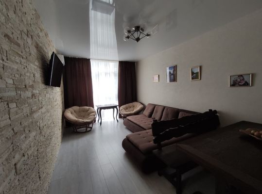 Продам квартиру в Сочи по адресу Калараша (Лазаревский р-н) ул, 64б/2 к2, площадь 65 квм Недвижимость Краснодарский край (Россия)  Квартира продаётся с мебелью, если без мебели цена будет на 300