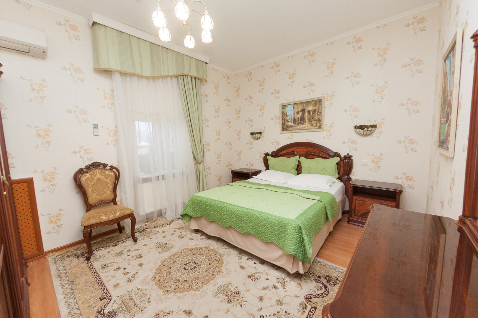 Продам гостиничную недвижимость 530 м.кв.