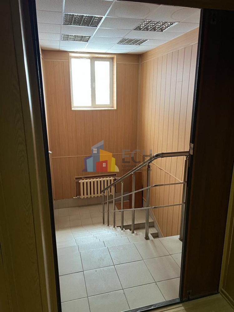Сдам в аренду склад 5000 м.кв.