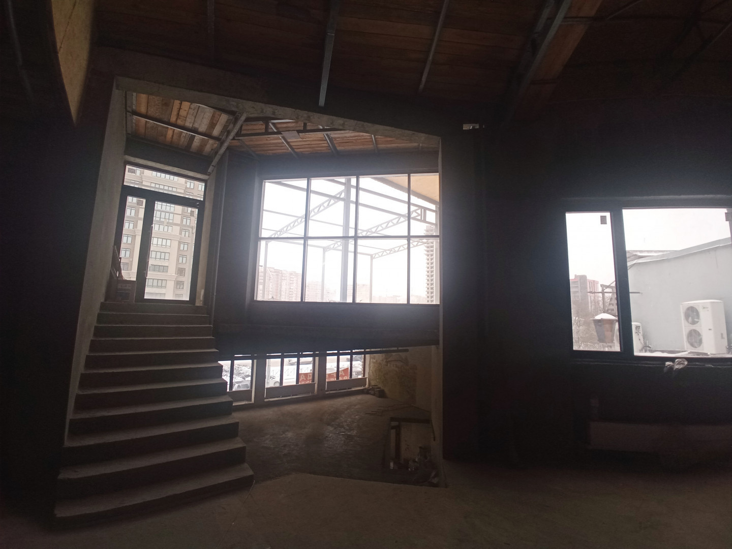 Продам недвижимость под общепит 972 м.кв.
