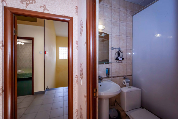 Фото: Здание в Симферополе! test