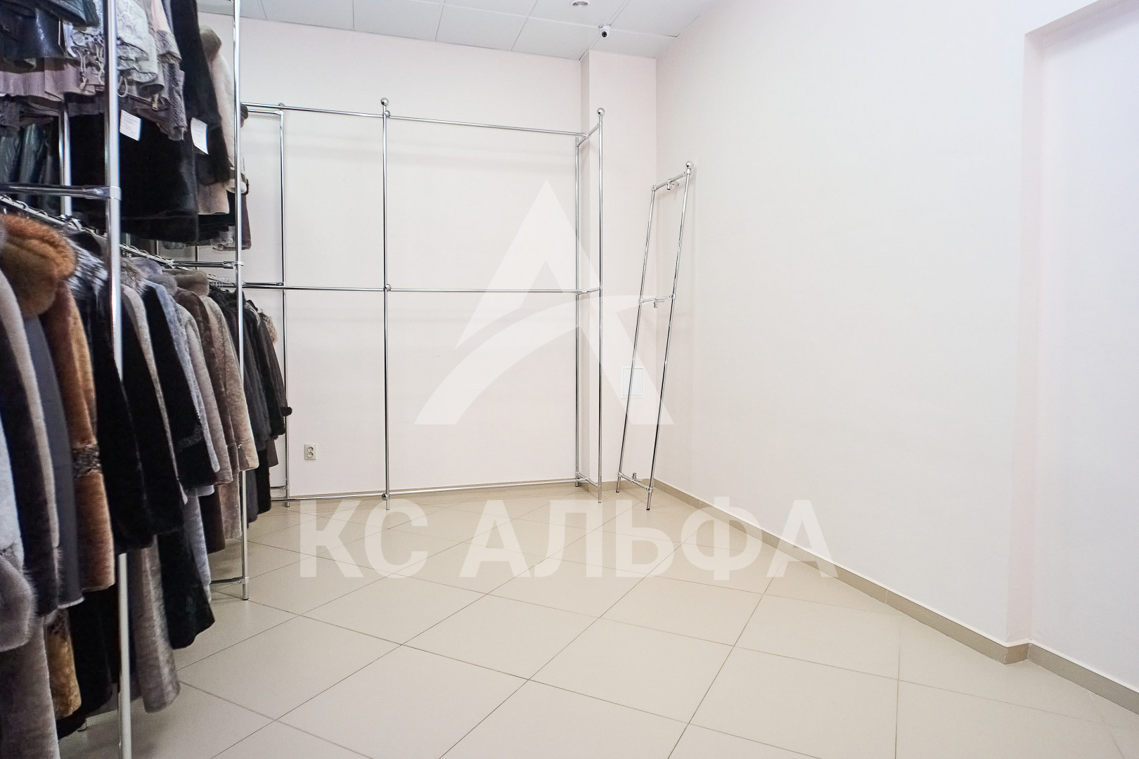 Продам магазин 93 м.кв.