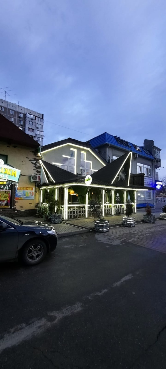 Продам недвижимость под общепит 328 м.кв.