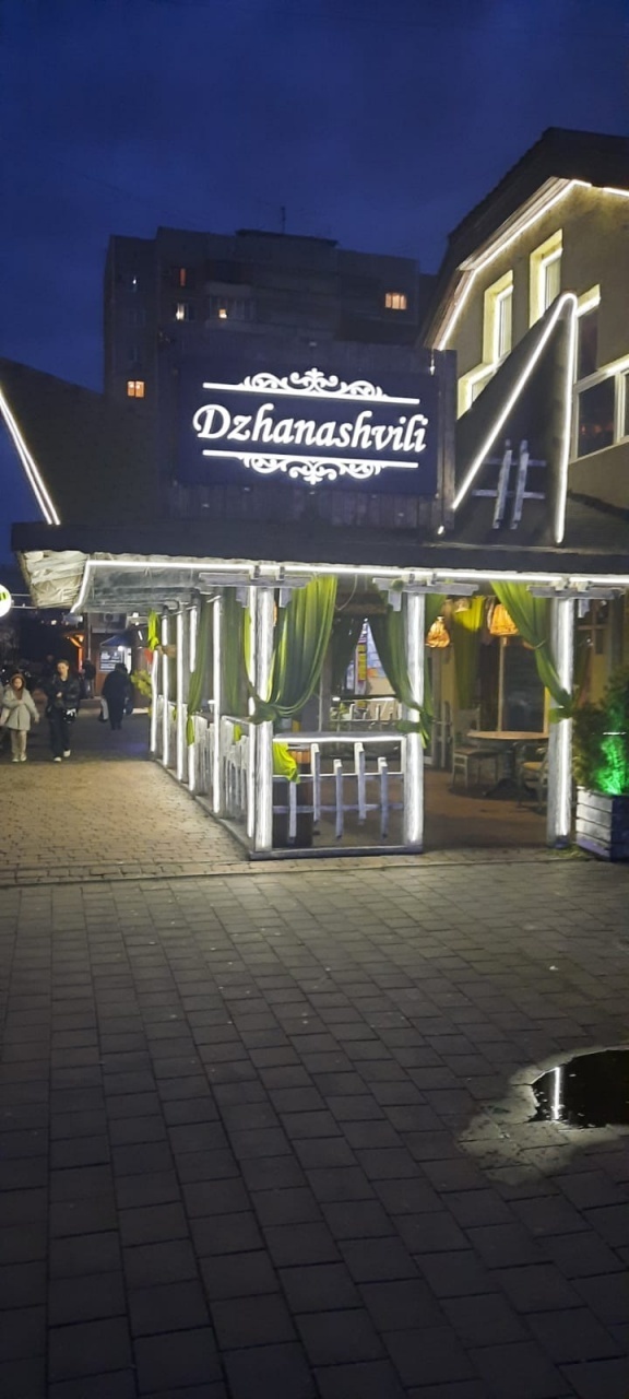 Продам недвижимость под общепит 328 м.кв.