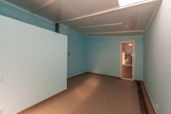 Фото: Здание 980 кв.м., 56 соток. test