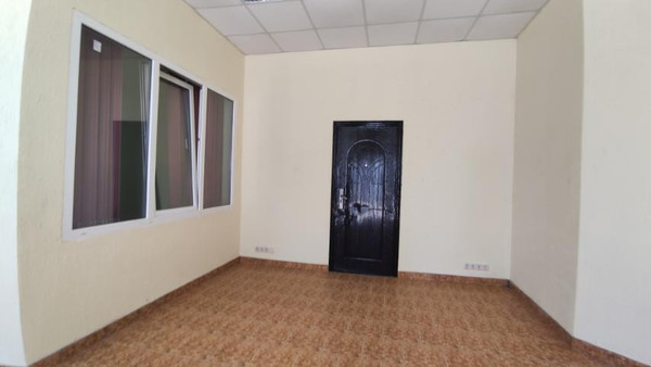 Фото: Здание 980 кв.м., 56 соток. test