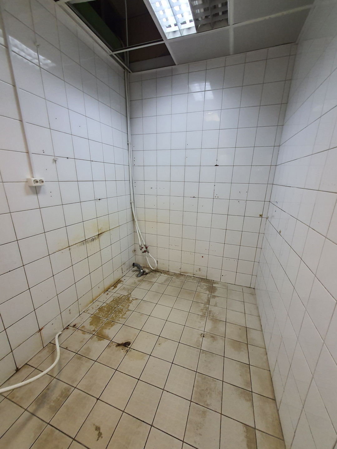 Сдам в аренду магазин 87 м.кв.