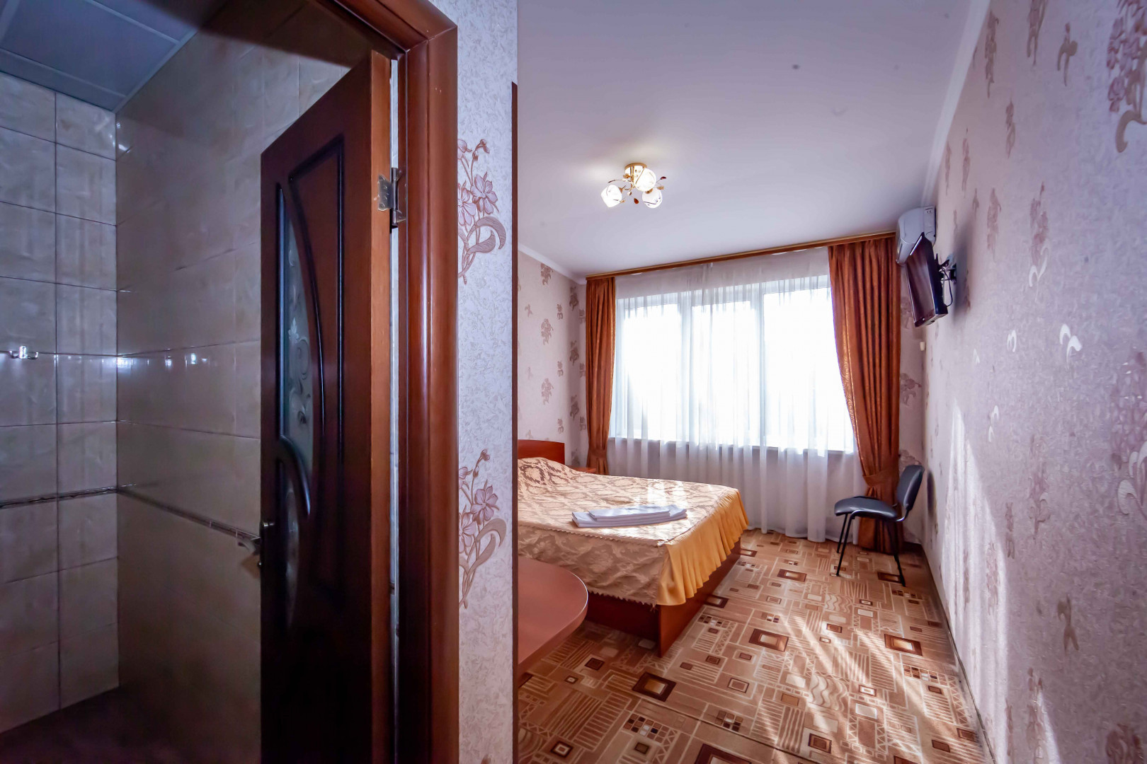 Продам магазин 627 м.кв.
