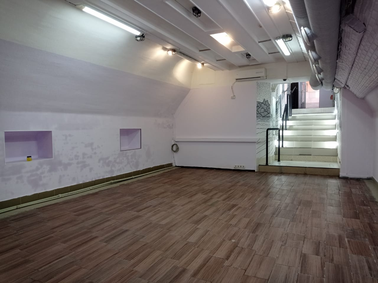 Продам недвижимость под общепит 65.5 м.кв.