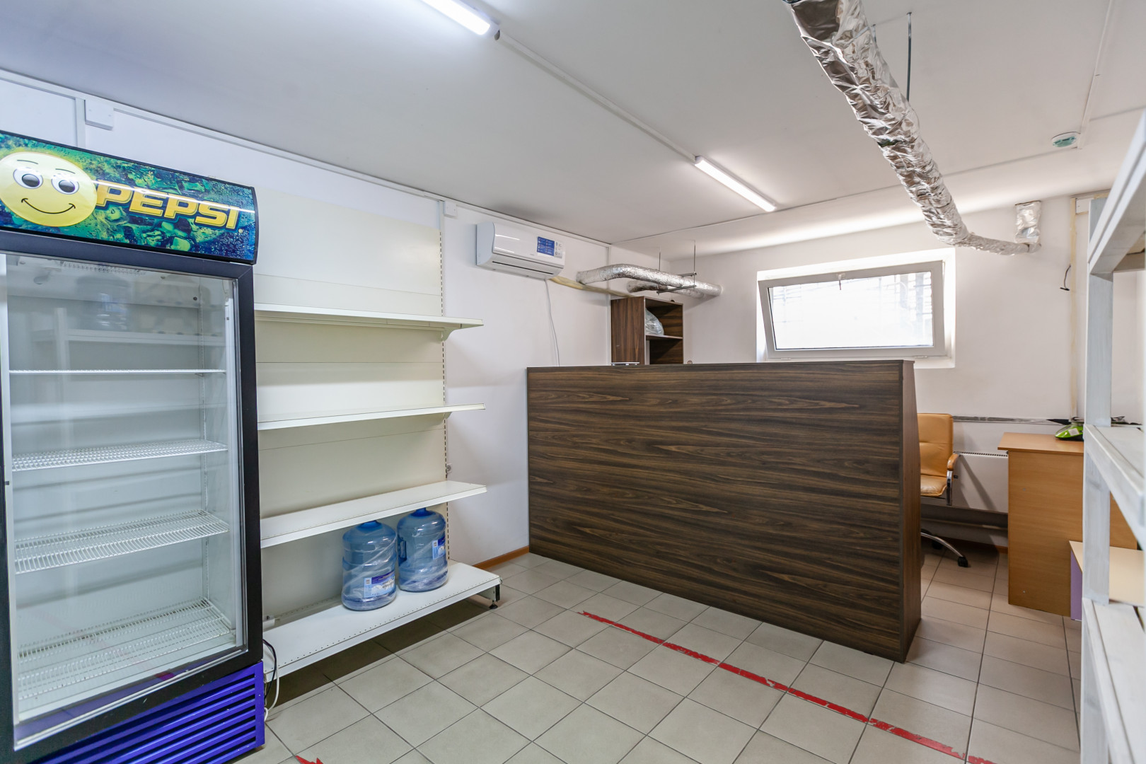 Продам магазин 19.7 м.кв.