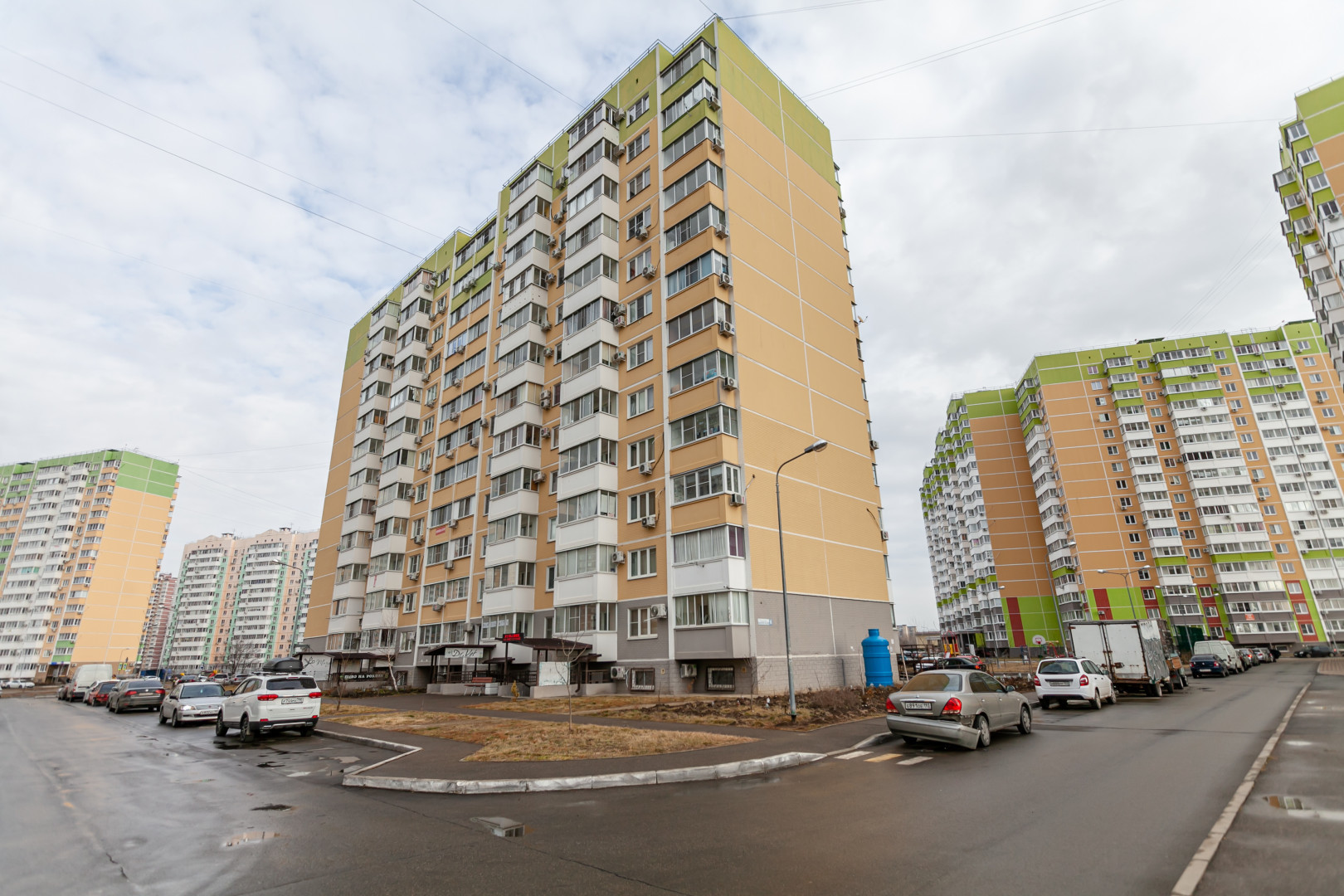 Продам магазин 19.7 м.кв.
