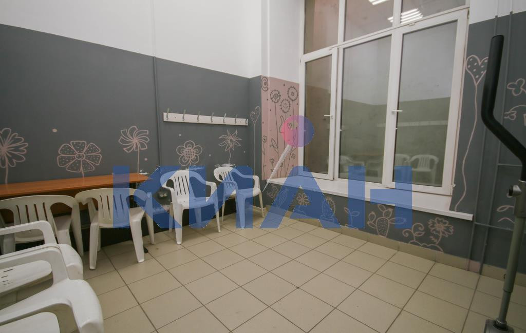 Продам помещение свободного назначения 225 м.кв.