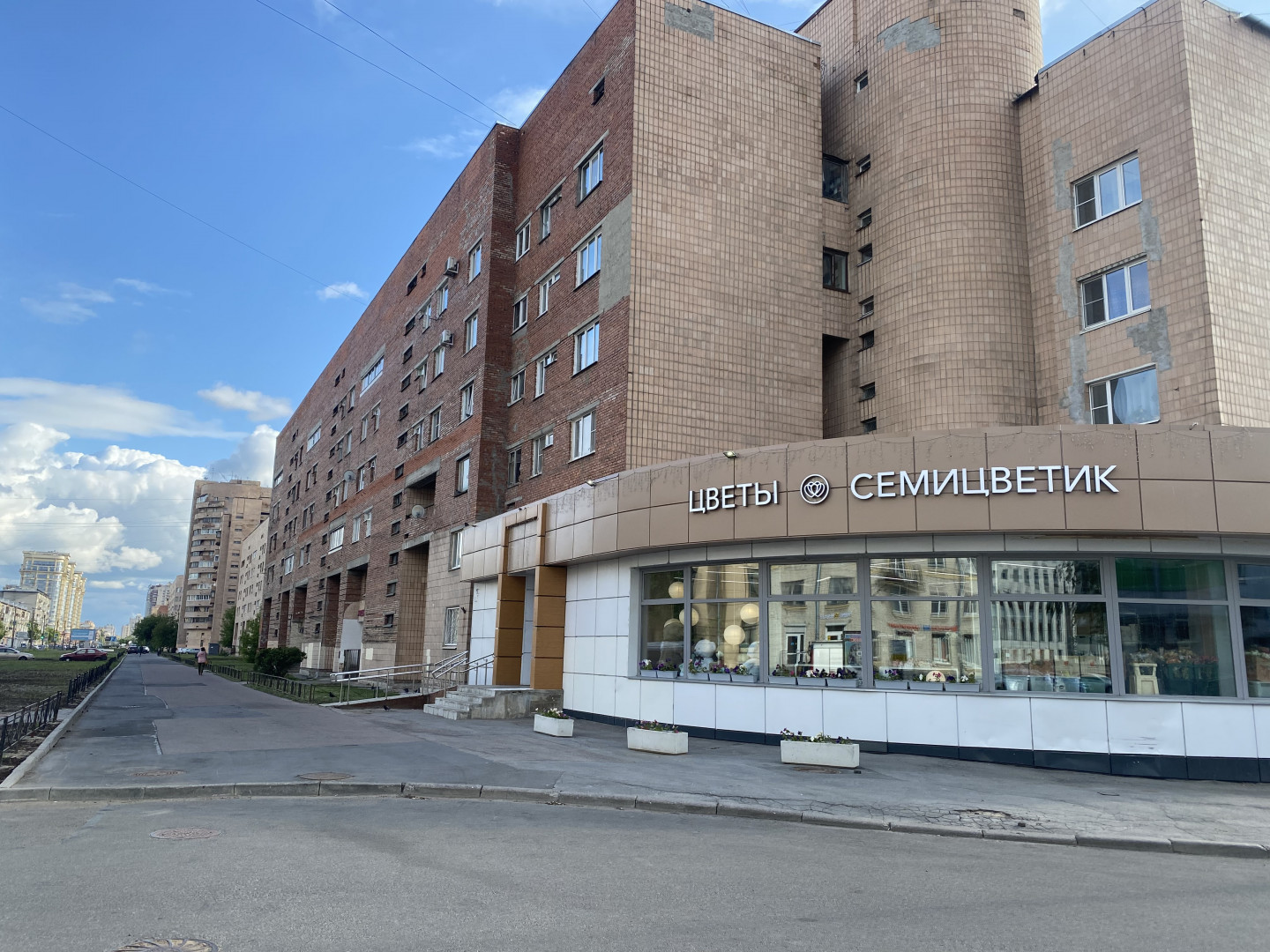 Продам магазин 25 м.кв.