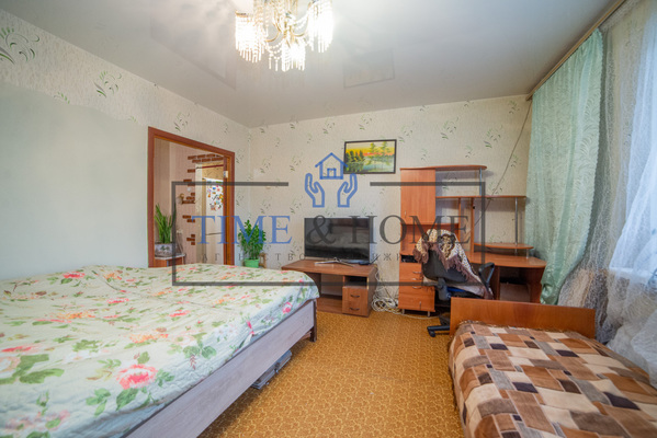Продам квартиру в Екатеринбурге по адресу Шейнкмана ул, 104, площадь 716 квм Недвижимость Свердловская  область (Россия)  Квартира имеет большую площадь, что позволит вам с комфортом разместиться и создать уютное пространство