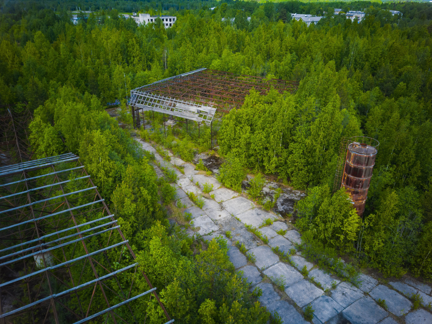 Продам производственное помещение 15000 м.кв.