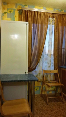 Продам квартиру в Московский по адресу 1-й мкр, 35, площадь 45 квм Недвижимость Москва (Россия)  с изолированными комнатами на 5-м этаже