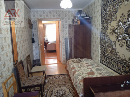 Продам квартиру в Феодосии по адресу Советская ул, 18, площадь 571 квм Недвижимость Республика Крым (Россия)  Все комнаты раздельные, есть балкон