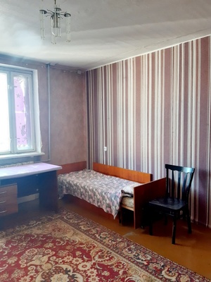 Продам квартиру в Симферополе по адресу Ракетная ул, 12, площадь 80 квм Недвижимость Республика Крым (Россия) на 9-м этаже 9-ти этажного блочного дома 1984 года постройки