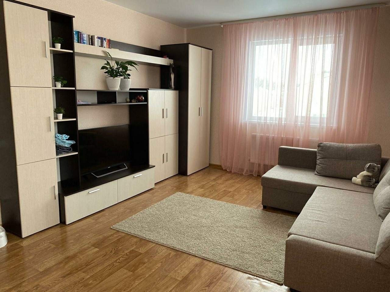 Сниму 1 комнатную квартиру без мебели на длительный срок