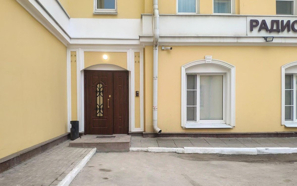 Продам квартиру в Москве по адресу Радио ул, 14, площадь 244 квм Недвижимость Москва (Россия)  47404970 Чистые, уютные, светлые, выполнен современный ремонт с использованием качественных материалов