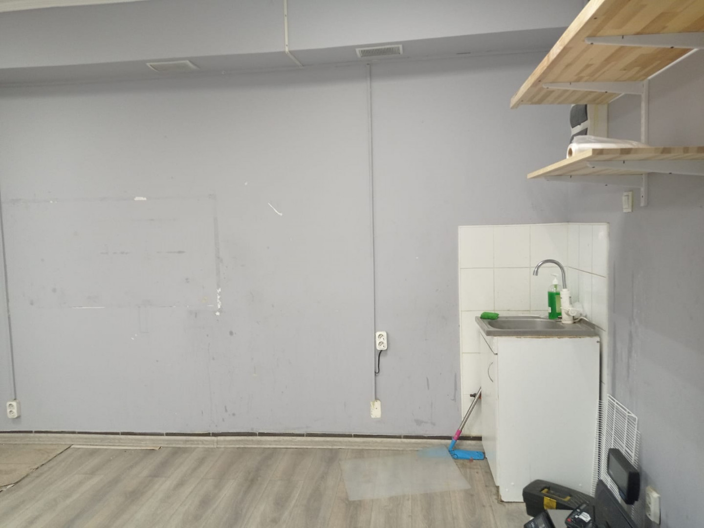 Сдам в аренду магазин 31.8 м.кв.