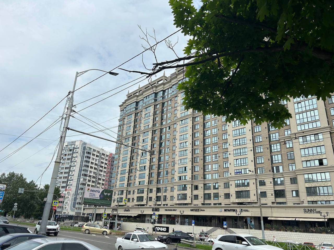 Продам недвижимость под общепит 972 м.кв.