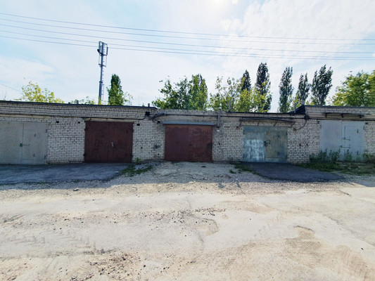 Продам гараж в Липецке по адресу ГСК Автолюбитель-6 тер, площадь 24 квм Недвижимость Липецкая  область (Россия)  длина 6 м, высота потолков 2
