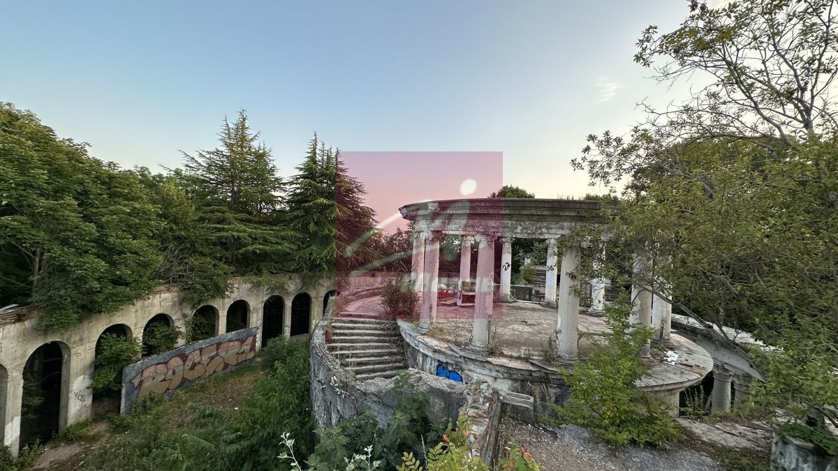 Продам гостиничную недвижимость 1146 м.кв.