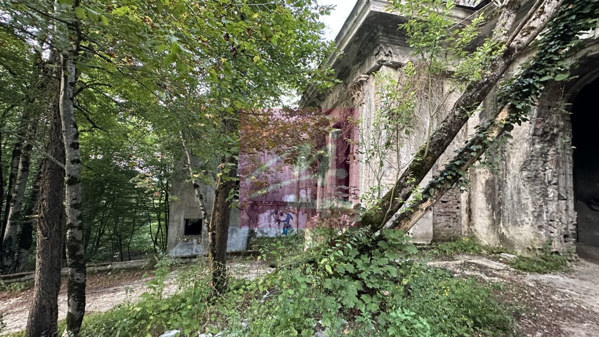 Продам гостиничную недвижимость 1146 м.кв.
