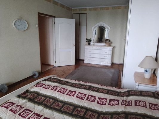 Продам квартиру в Москве по адресу Бутырская ул, 4, площадь 74 квм Недвижимость Москва (Россия) Квартира оптимальной планировки: 	изолированные комнаты, одна из них очень просторная с удобным выходом на лоджию, 	 2 просторные лоджии по 6 кв