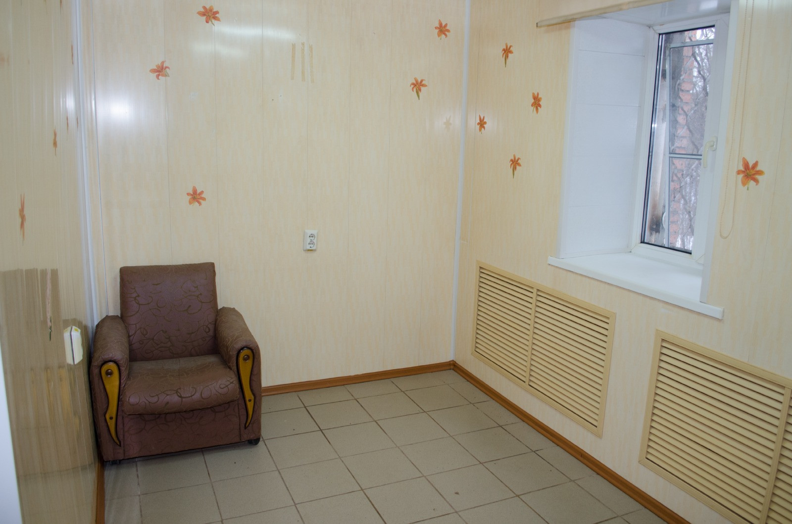 Продам недвижимость в сфере услуг 187 м.кв.
