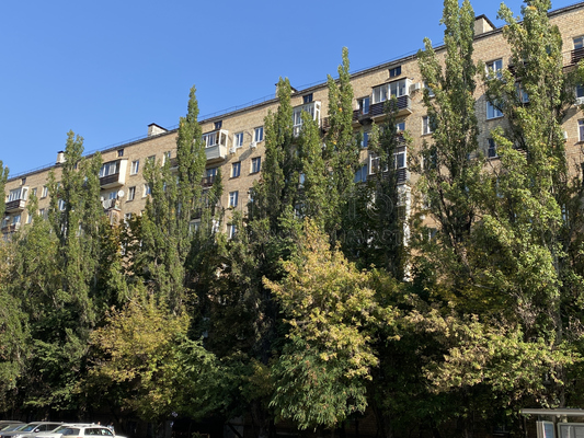 Продам квартиру в Москве по адресу Панфёрова ул, 11, площадь 56 квм Недвижимость Москва (Россия)