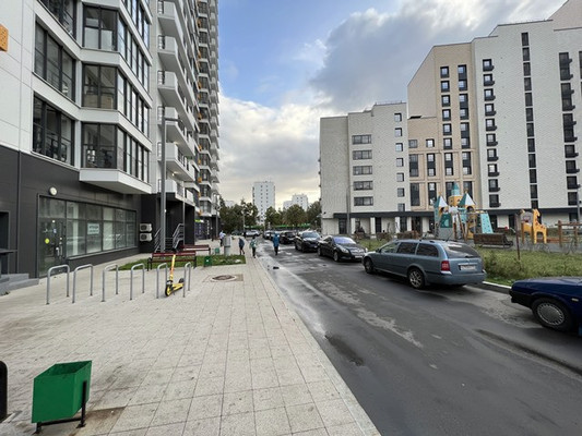 Продам квартиру в Москве по адресу Бескудниковский б-р, 52к1, площадь 666 квм Недвижимость Москва (Россия) 1  и 12