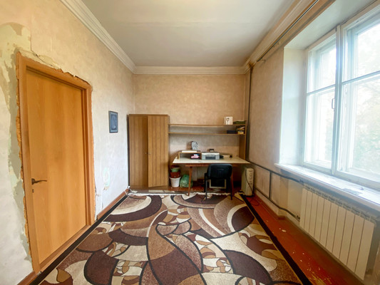 Продам квартиру в Челябинске по адресу Каслинская ул, 25, площадь 816 квм Недвижимость Челябинская  область (Россия)  Установлены межкомнатные двери