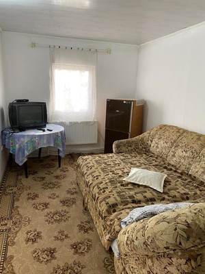 Продам дом в Заозерное по адресу Заозерное пгт, площадь 876 квм Недвижимость Республика Крым (Россия) м