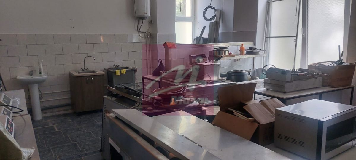Сдам в аренду помещение свободного назначения 235 м.кв.