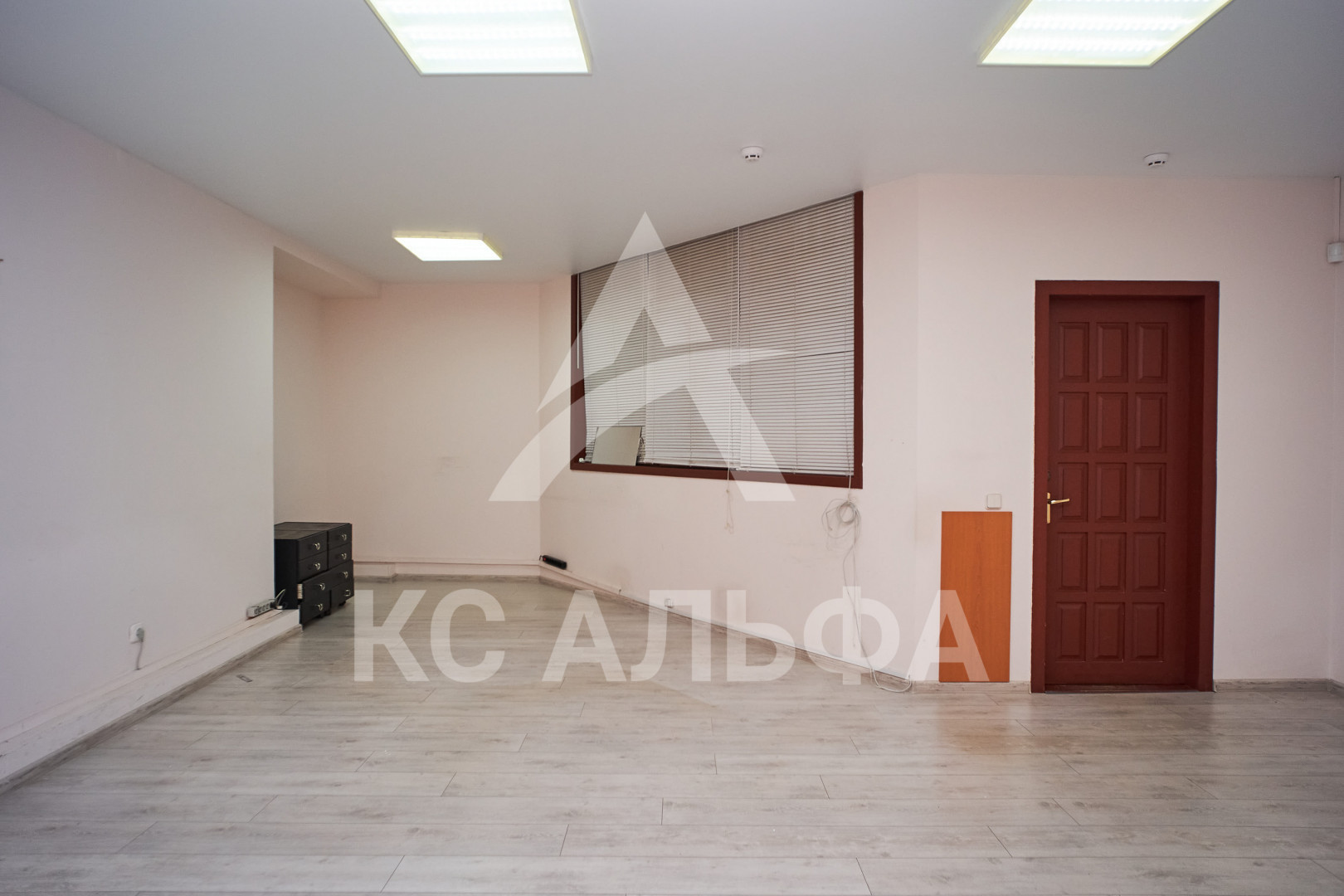 Продам помещение свободного назначения 353.4 м.кв.