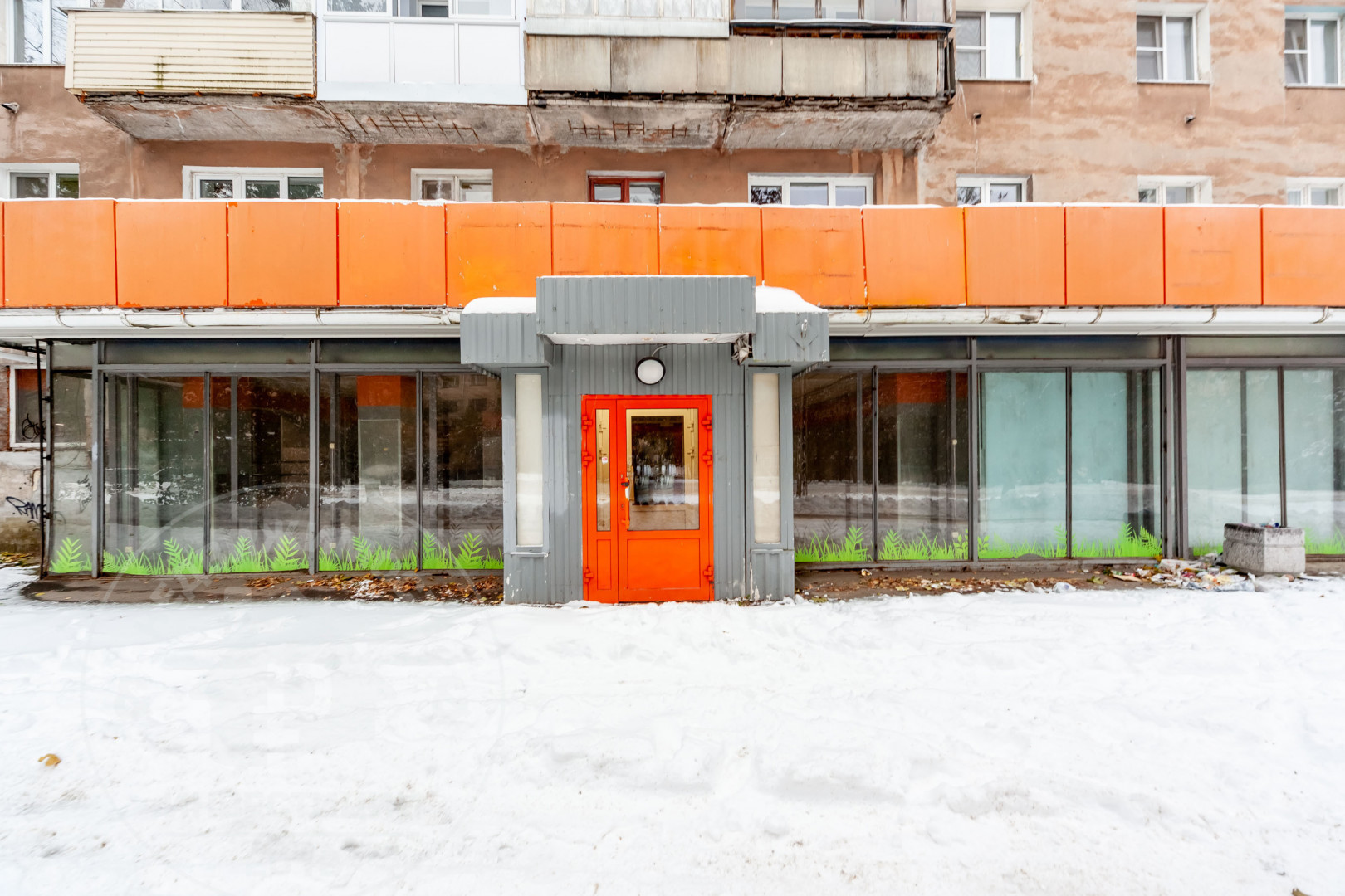 Сдам в аренду магазин 567.7 м.кв.