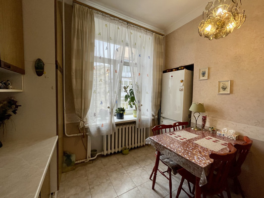 Продам квартиру в Москве по адресу Валовая ул, 6, площадь 66 квм Недвижимость Москва (Россия) В квартире выполнен косметический ремонт