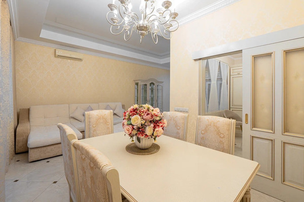 Продам дом в Пчелка по адресу Счастливая ул, 58, площадь 260 квм Недвижимость Московская  область (Россия)