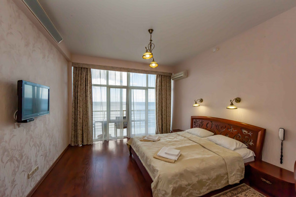 Фото: Отель - продажа! Крым, Алушта! test