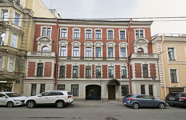 Продам комнату в Санкт-Петербурге по адресу Галерная ул, 44, площадь 145 квм Недвижимость Санкт-Петербург и окрестности (Россия)