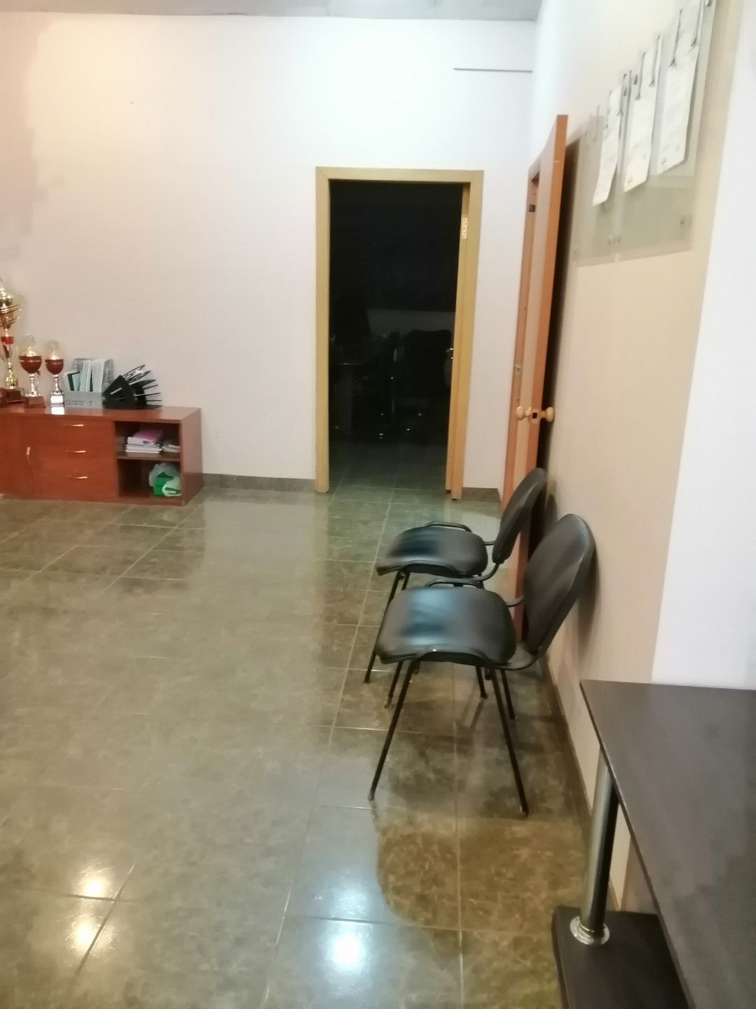 Продам офис 113 м.кв.