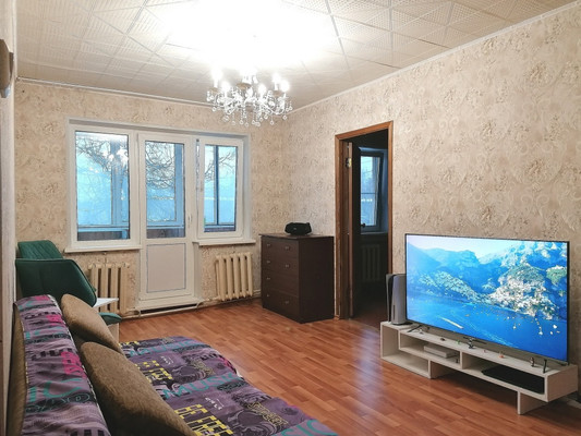 Продам квартиру в Юрово по адресу Космонавтов ул, 24, площадь 598 квм Недвижимость Москва (Россия)  Полная стоимость в ДКП, с ипотекой работаю