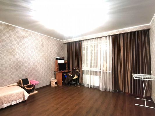 Продам квартиру в Щербинке по адресу Барышевская Роща ул, 24, площадь 72 квм Недвижимость Москва (Россия)  квартира-распашонка улучшенной планировки общей площадью 72 кв