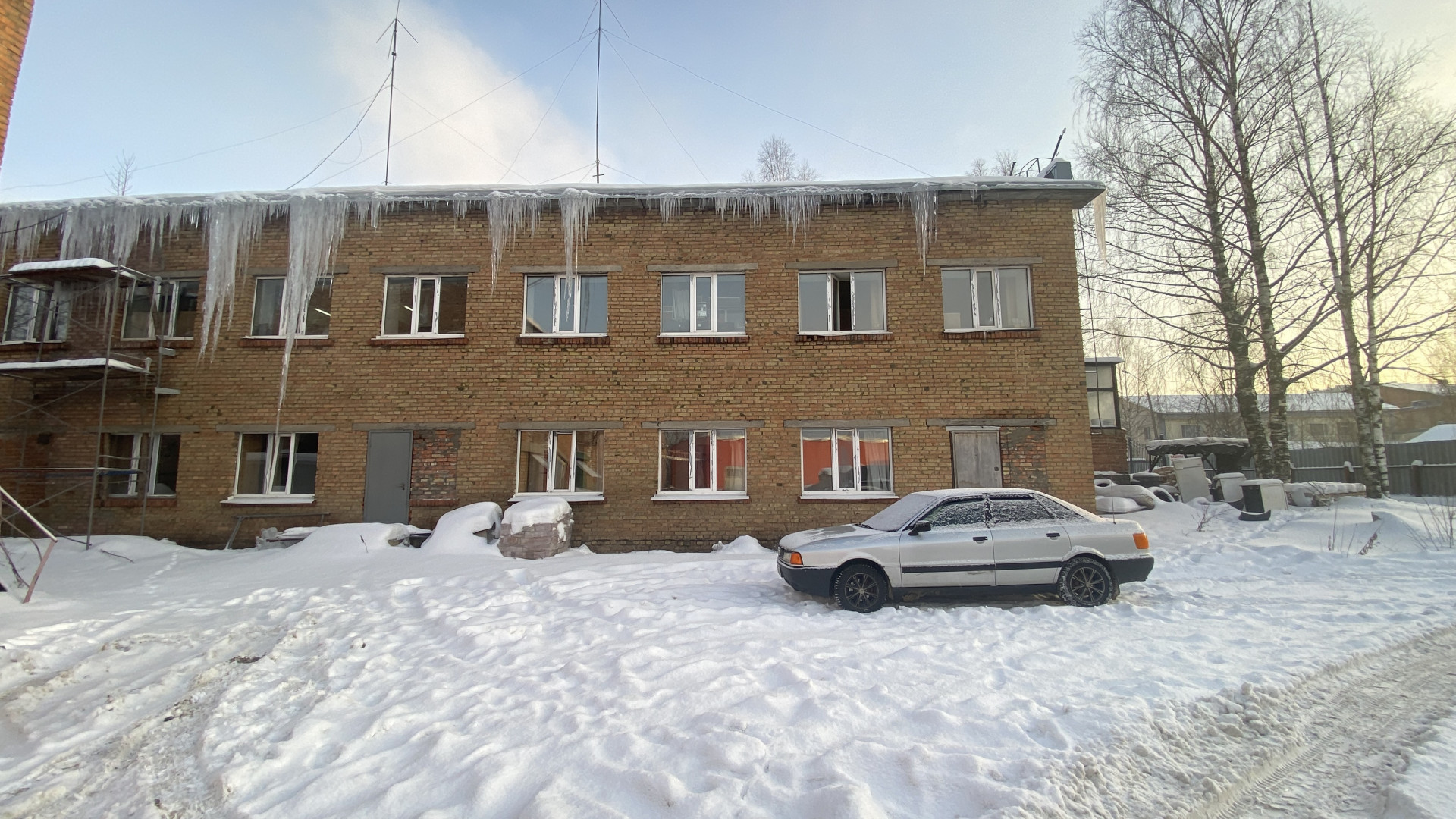 Продам недвижимость в сфере услуг 561 м.кв.