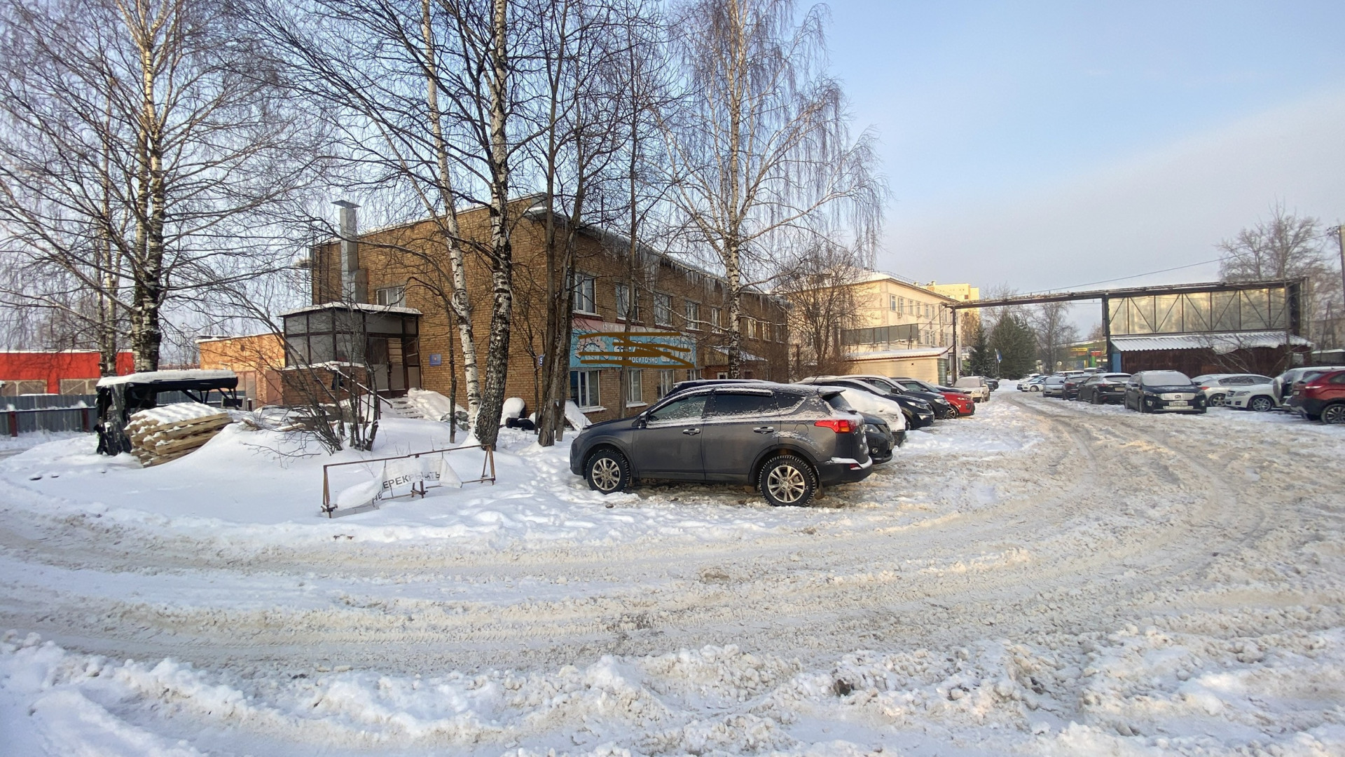 Продам недвижимость в сфере услуг 561 м.кв.